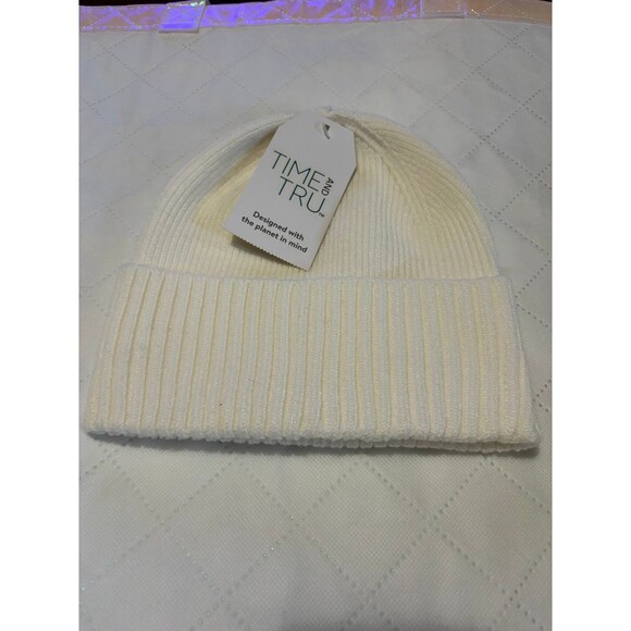 Time and true woman’s beanie winter hat - Picture 1 of 1